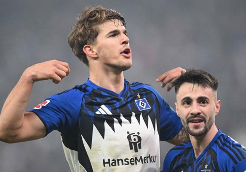 “Tottenhem” icarəyə verdiyi müdafiəçisindən razıdır