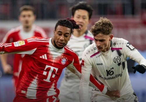 “Bayern” evdə xal itirdi