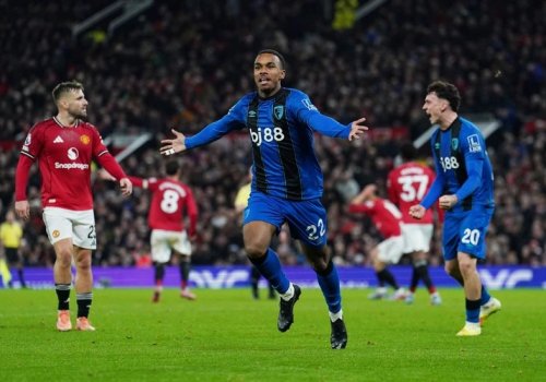 &ldquo;Bornmut&rdquo; &ldquo;Mançester Yunayted&rdquo;in qəniminə çevrilib