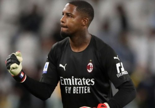 &ldquo;Milan&rdquo;dan qapıçısına yeni müqavilə təklifi