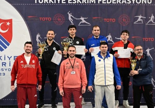 Hüseynli və Abasovadan Ankarada bürünc medal