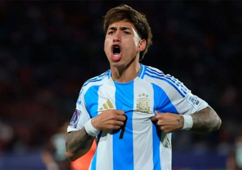 MS &ldquo;Veles Sarsfild&rdquo;in cinah hücumçusu ilə maraqlanır