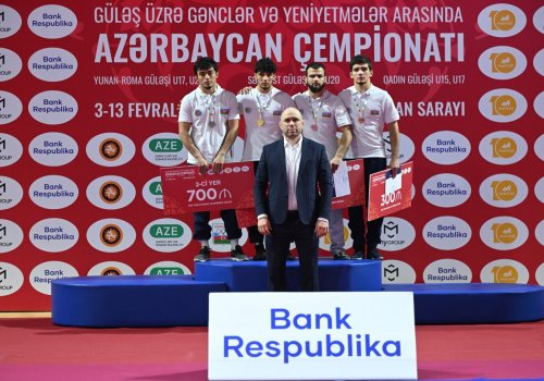 Sərbəst güləşdə ilk medalçılar müəyyənləşdi