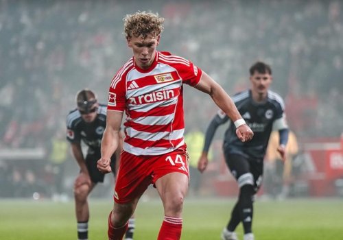 İlk oyunda heç-heçə