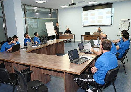 A kateqoriyalı məşqçi kursunun 4-cü mərhələsi keçirilib