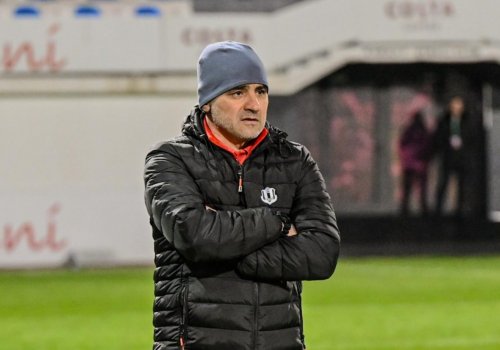 "Çox əziyyət çəkirik" - Füzuli Məmmədov