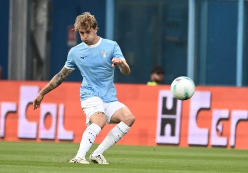 Paytaxt klubunun futbolçusu əməliyyat olundu