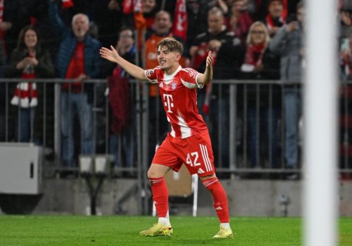 &ldquo;Bayern&rdquo; yarımmüdafiəçisinin əməkhaqqını dördqat artırmağa hazırdır