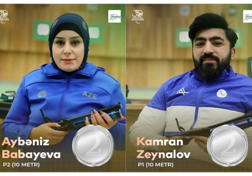 Babayeva və Zeynalovdan qran-pridə gümüş medal