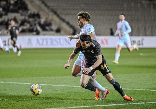 Tarixdə ilk cüt: Yenə XXII turda