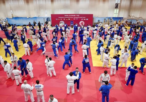 Cüdoçularımız Özbəkistanda beynəlxalq təlim-məşq toplanışına qatılıblar