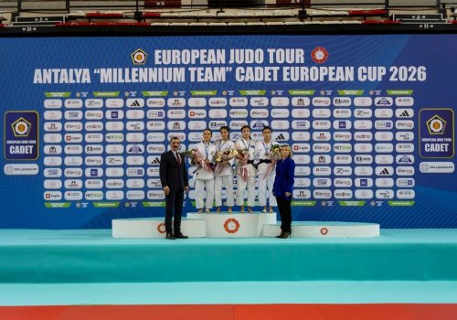 Könül Eyvazlıdan Antalyada bürünc medal