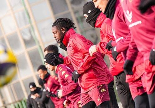 &ldquo;Neftçi&rdquo; &ldquo;Turan Tovuz&rdquo;la matça bir itki ilə çıxacaq