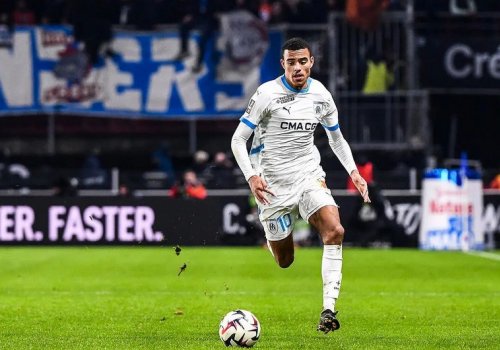 &ldquo;Yuventus&rdquo; &ldquo;Olimpik&rdquo;in hücumçusu ilə maraqlanır