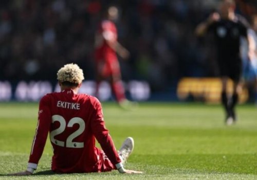 Ekitike zədələndi, millidən kənarda qaldı