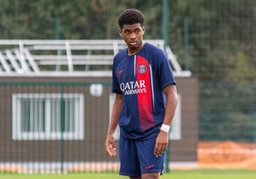 PSJ-nin hücumçusu &ldquo;Aston Villa&rdquo;ya keçə bilər