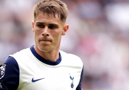 Müdafiəçisi &ldquo;Tottenem&rdquo;lə müqaviləsini yeniləməkdən imtina etdi