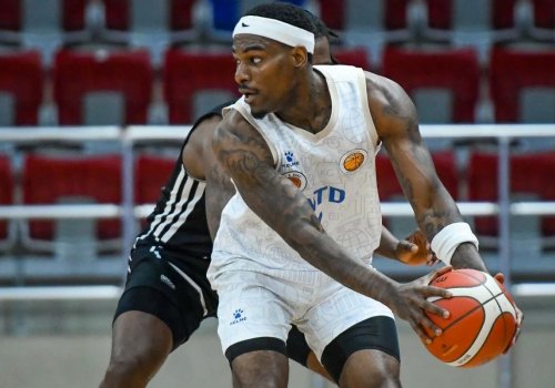 Montqomeri NTD komandasını tərk etdi