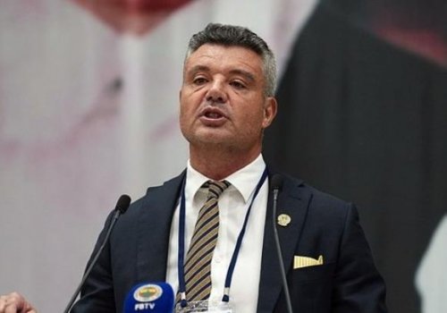 &ldquo;Fənərbağça&rdquo;nın prezidenti yol qəzasına düşdü