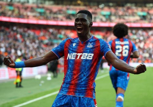 &ldquo;Milan&rdquo; &ldquo;Kristal Pelas&rdquo;ın hücumçusu ilə maraqlanır