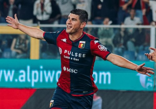 &ldquo;Cenoa&rdquo; yarımmüdafiəçisi ilə müqaviləsini yeniləmək niyyətindədir