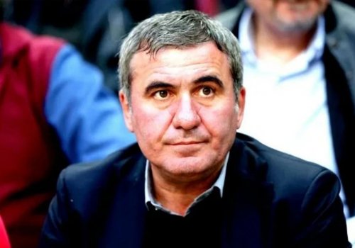 Rumıniya millisinin baş məşqçisi bəlli oldu