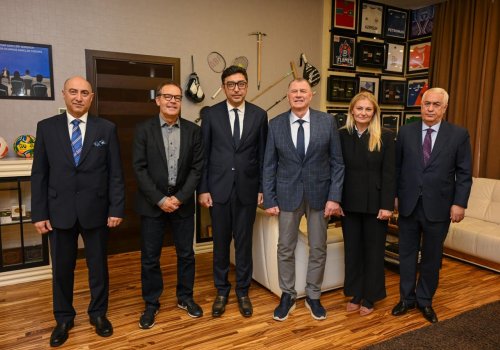 Fərid Qayıbov Dobromir Karamarinovu qəbul edib