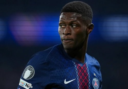 &ldquo;Barselona&rdquo; PSJ-nin müdafiəçisini satın ala bilər