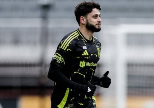 Nəriman qələbəni kənardan izlədi