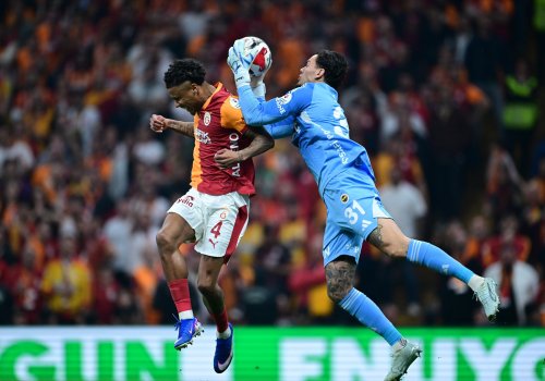 Derbidə &ldquo;Qalatasaray&rdquo; sevindi