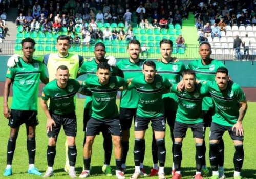 Zamiq sarı vərəqə aldı, komandası yenə uduzdu