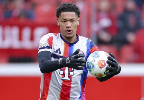 &ldquo;Çelsi&rdquo; &ldquo;Bayern&rdquo;in qapıçısı ilə maraqlanır