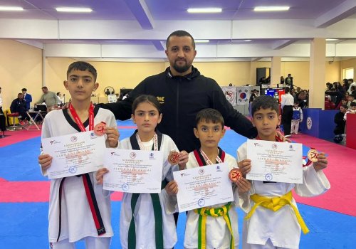 Azərbaycan taekvondoçuları Gürcüstanda 3 medal qazanıblar