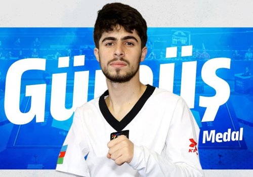 Zeynalovdan AÇ-də gümüş medal