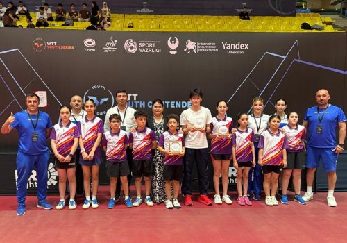 Stolüstü tennisçilərdən Daşkənddə üç mükafat