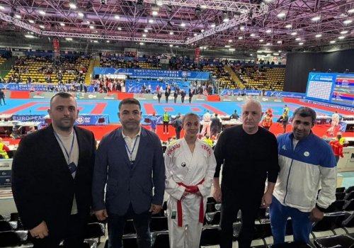 Sadıqova Avropa çempionatının finalına yüksəldi