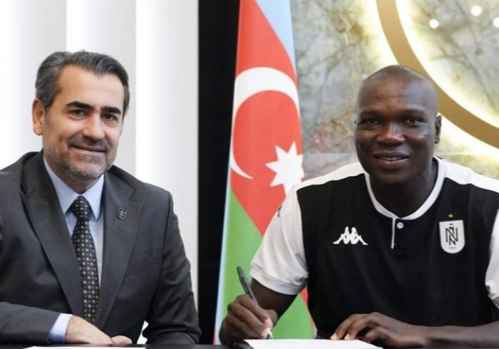 “Neftçi” Abubakarla müqavilənin müddətini açıqladı