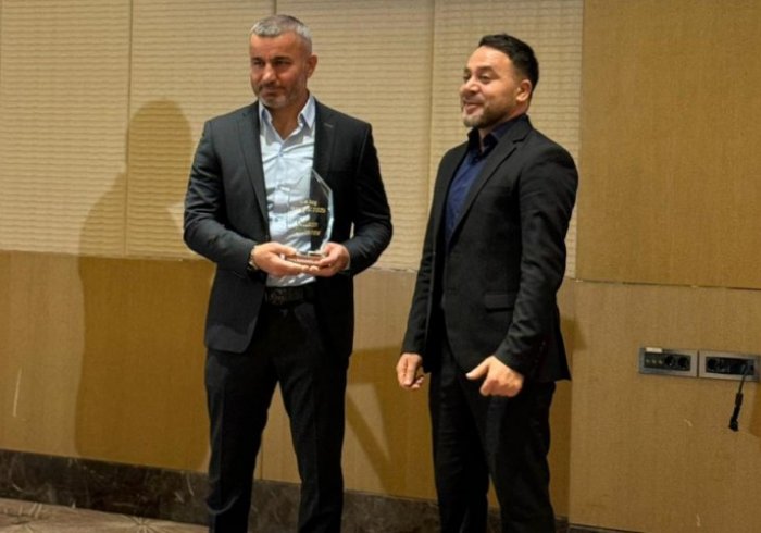 Qurban Qurbanova ilin ən yaxşı məşqçisi mükafatı təqdim olunub