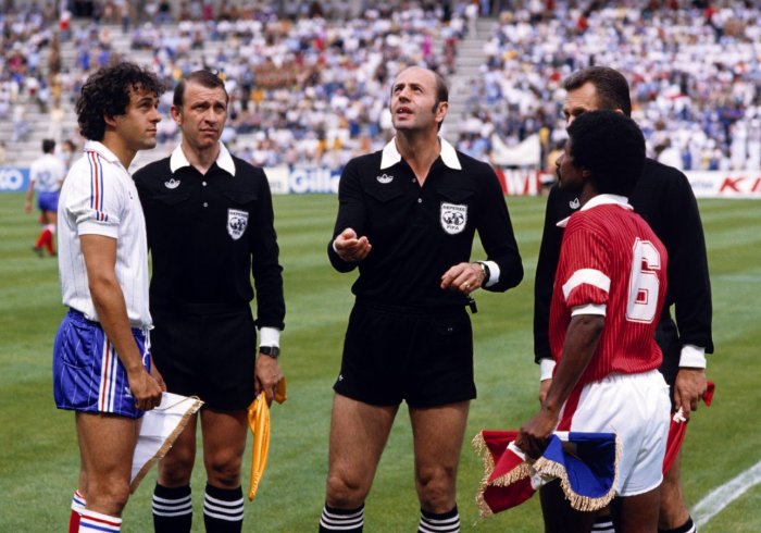 Əfsanəvi hakim "Kəpəz" - "Qarabağ" oyunundakı mübahisəli epizod haqda