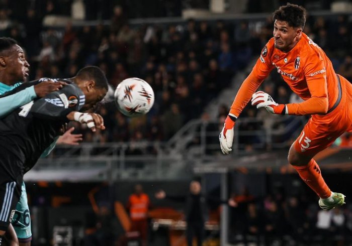 &ldquo;Frayburq&rdquo;la &ldquo;Aston Villa&rdquo; 3 qolla qalib gəldi